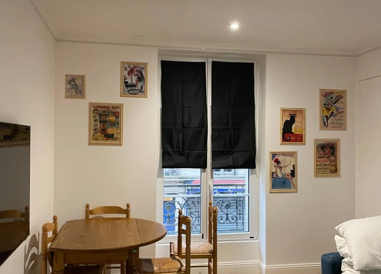18 Montmartre Apartment Paris
